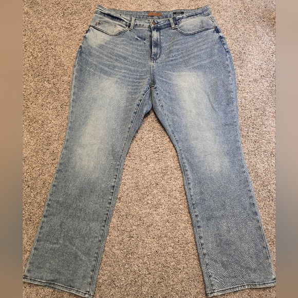 Judy Blue Straight Jean - Plaid Cuffed, size 22W - Picture 2 of 7